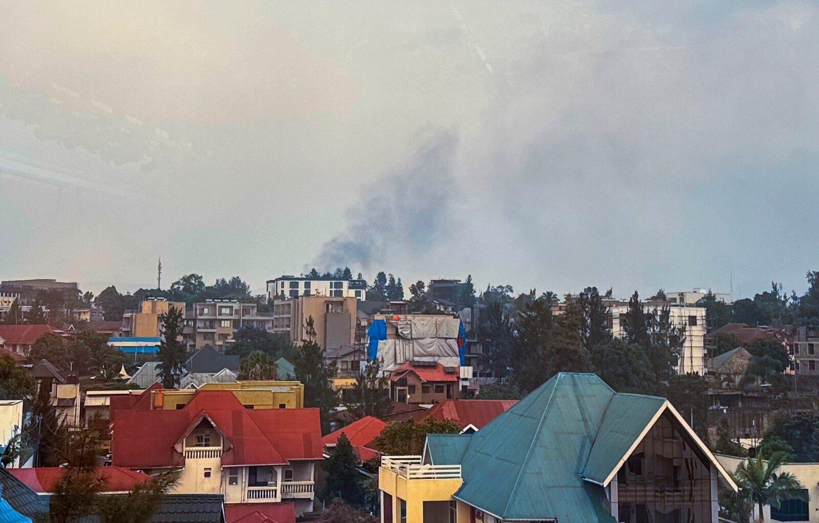 Healthcare staff in Goma hear battles in the city center