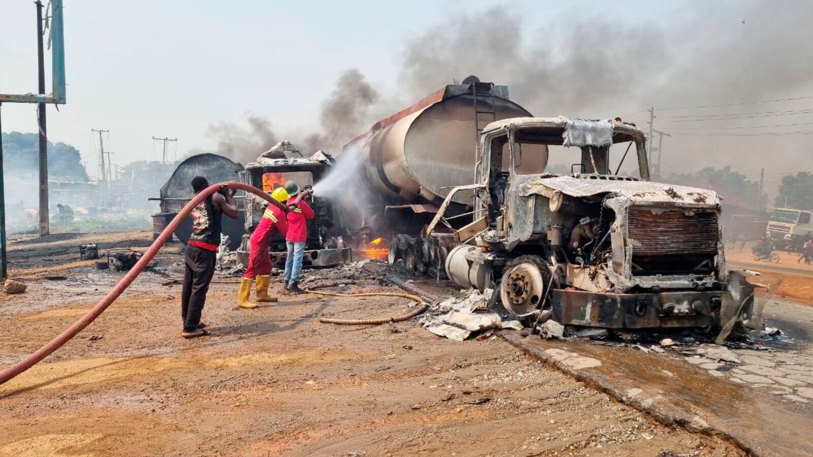 Multiple fatalities in tanker truck accident in Nigeria