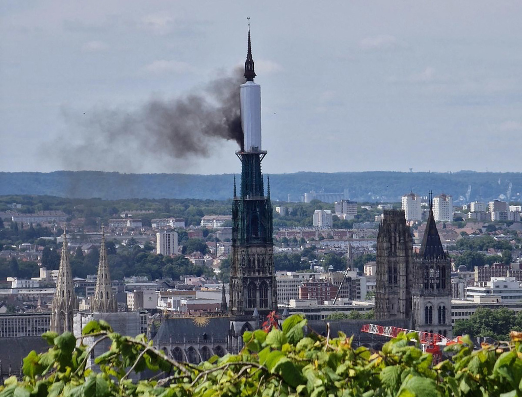 Fire in Cathedral in France Under Control