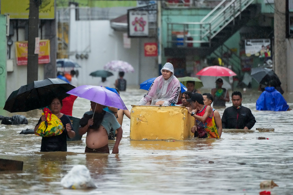 14 dead after storm in the Philippines