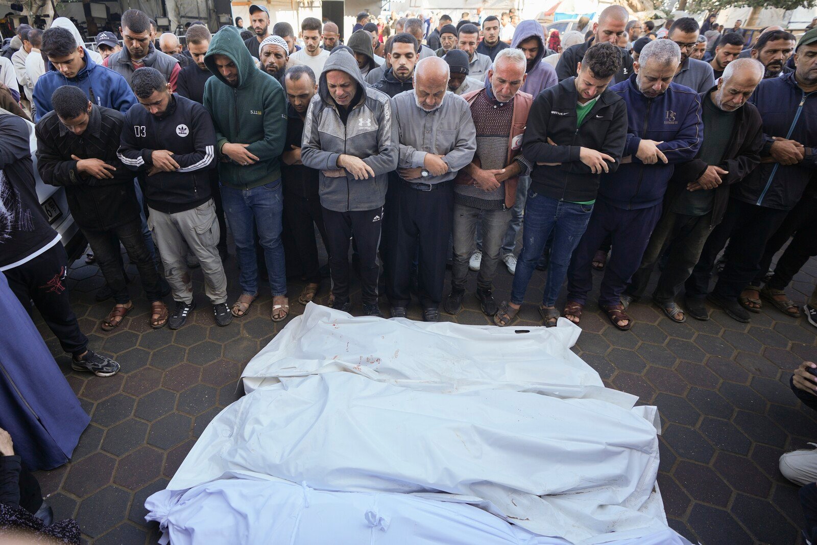 Over 100 dead in Israeli attacks