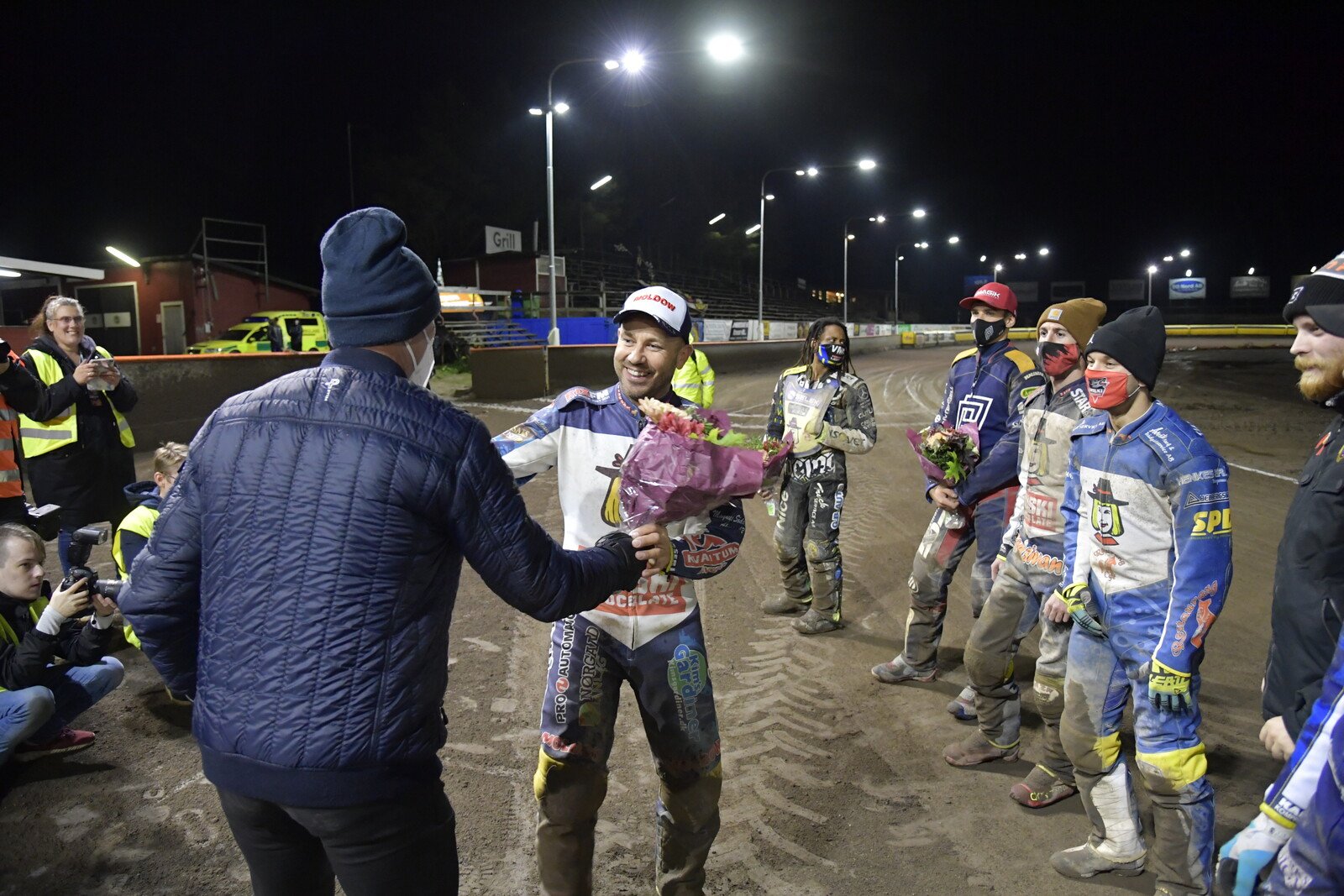 Speedway Star Returns to Sweden