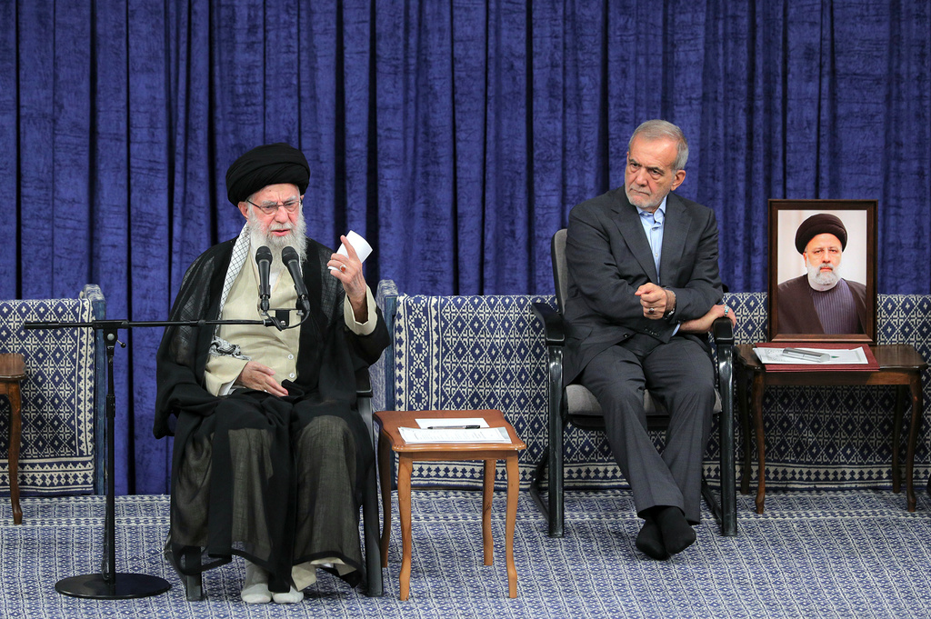 Khamenei: "Europe has behaved badly"