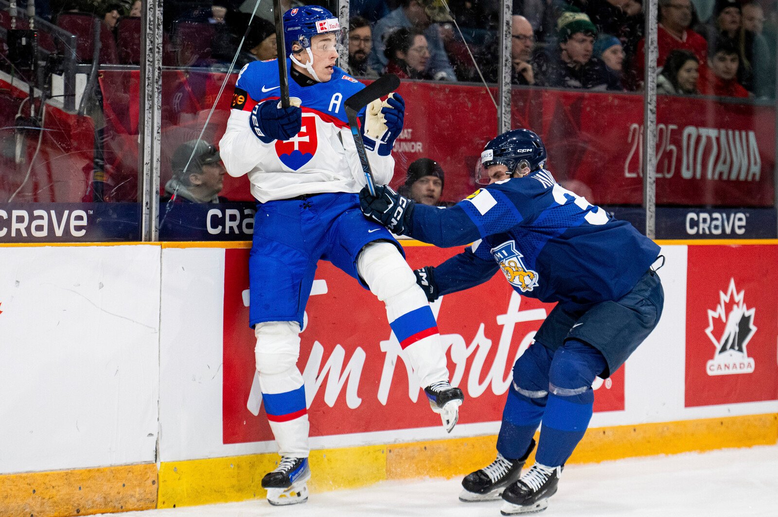 Sweden against Finland for a spot in the Junior World Championship final