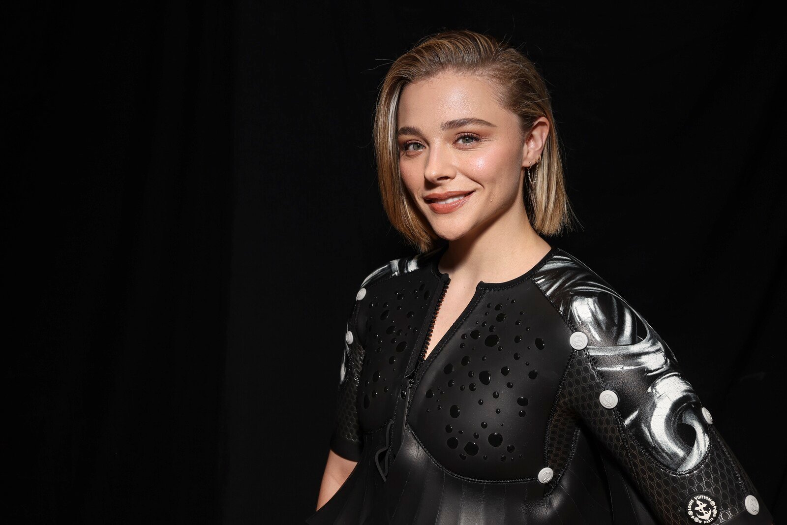 Chloë Grace Moretz backs Harris