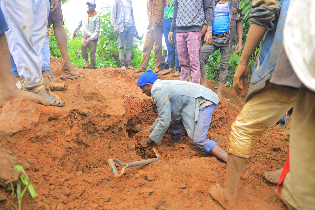 Many dead in landslide in Ethiopia