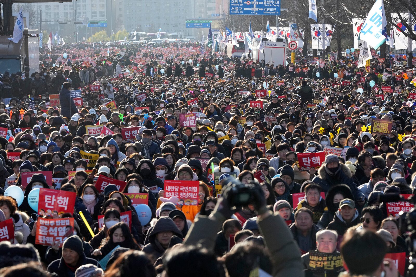 South Korea's Opposition Demands Swift Resolution