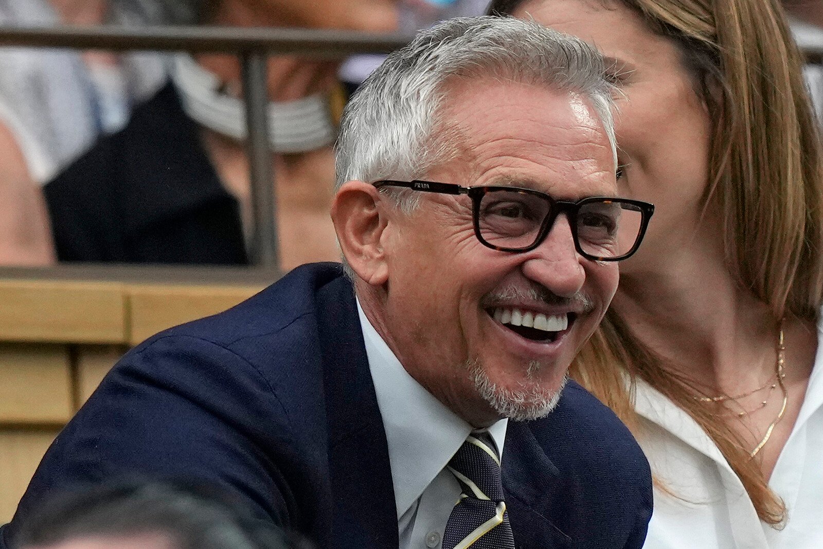 Reports: Lineker quits popular program