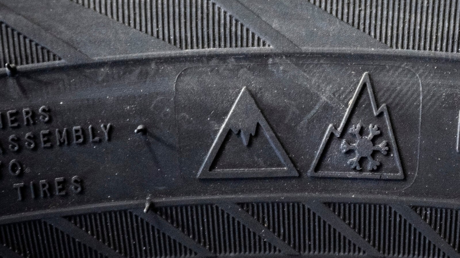 New requirement for winter tires: The symbol they must have