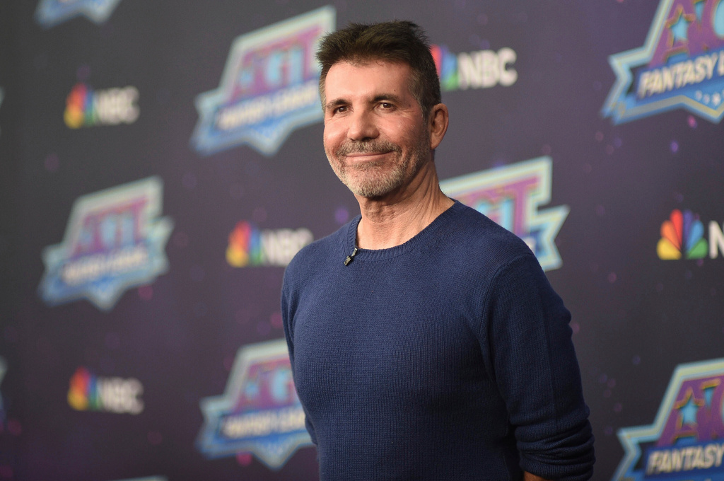 Simon Cowell is looking for a boy band – via Netflix