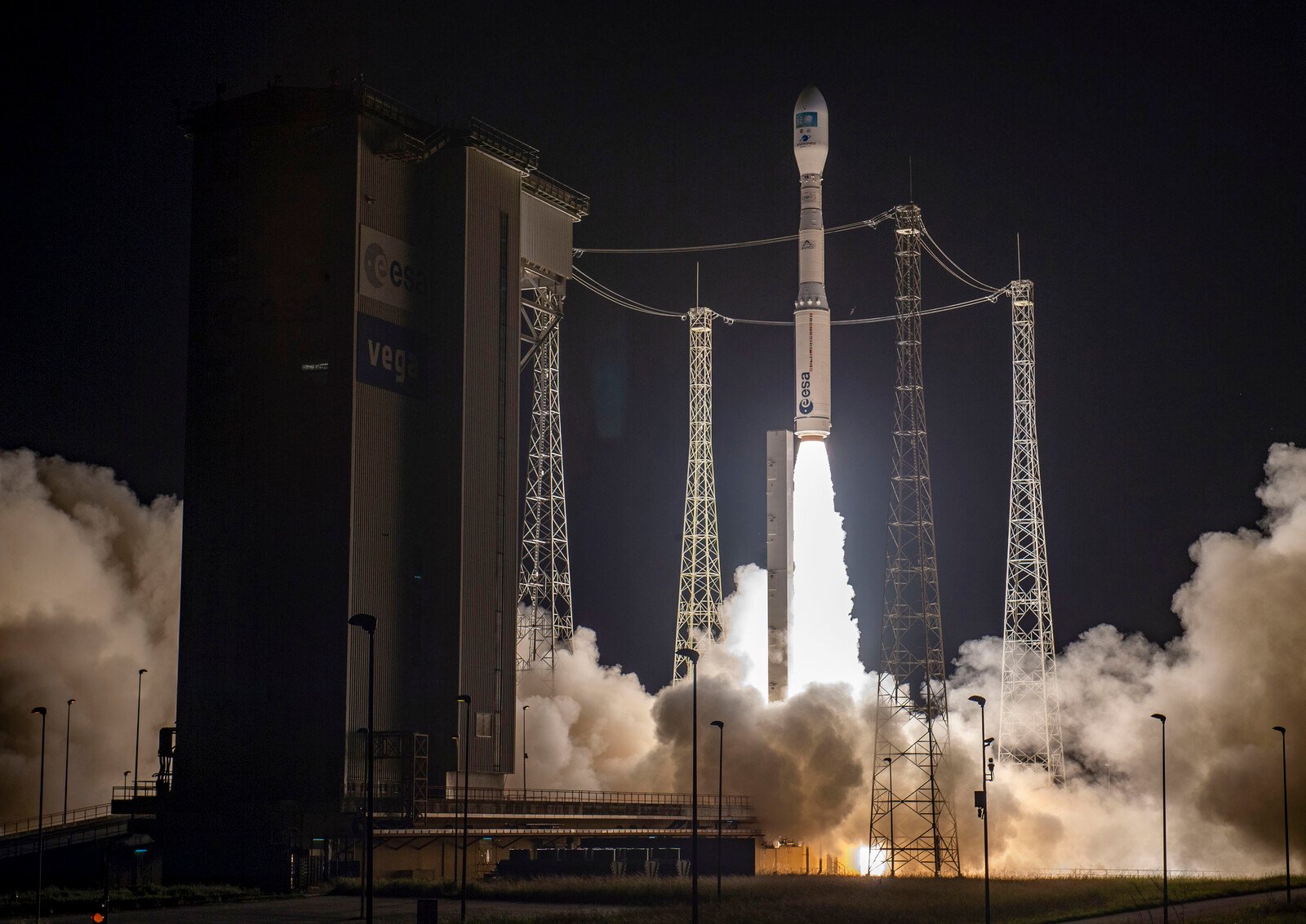 After the Crash – ESA Rocket Makes a Comeback