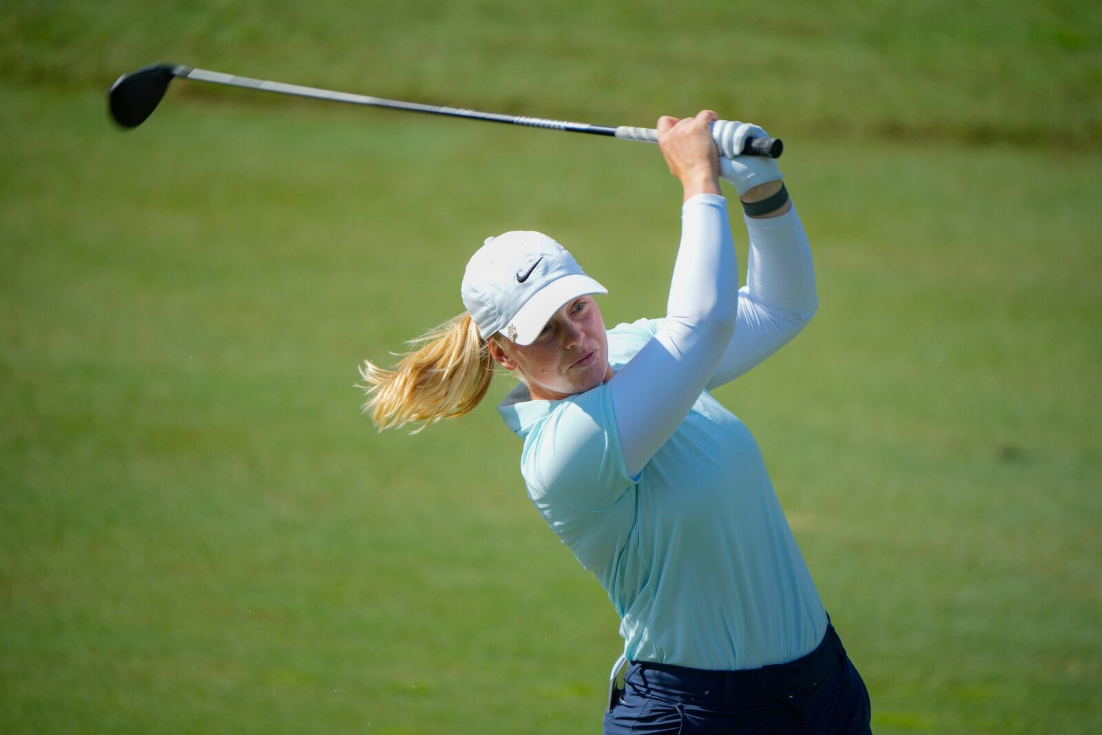 Strong in solo lead on LPGA tour