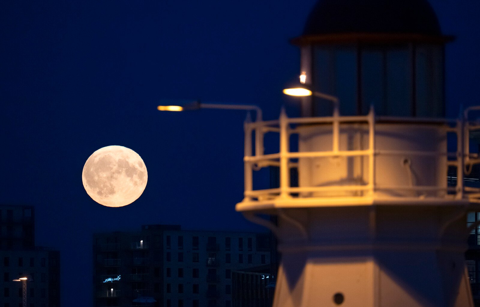 Look Up – This Year's Last Supermoon Is Here