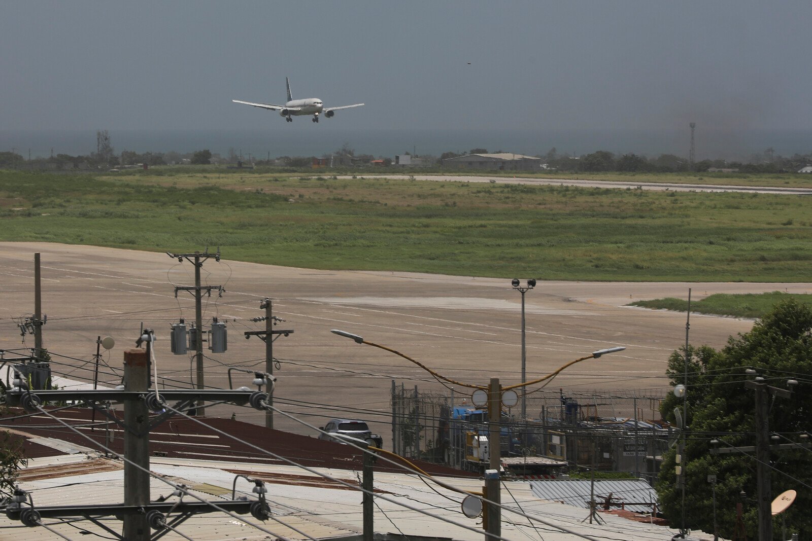 Gang attempted to take over Haiti's airport