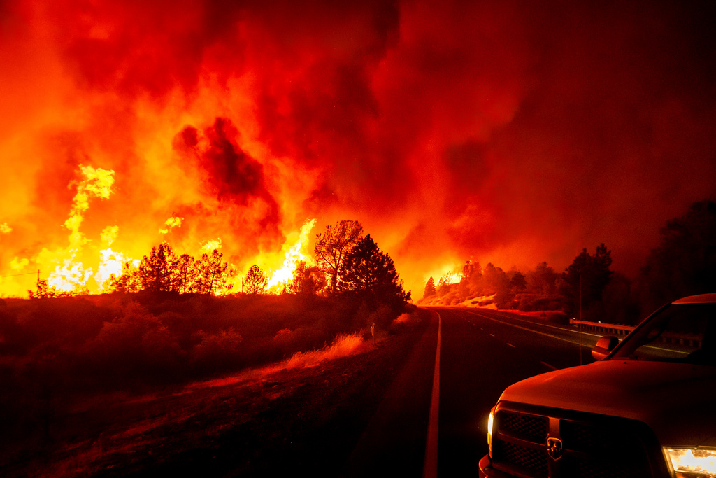 Rapid spread of forest fire in California