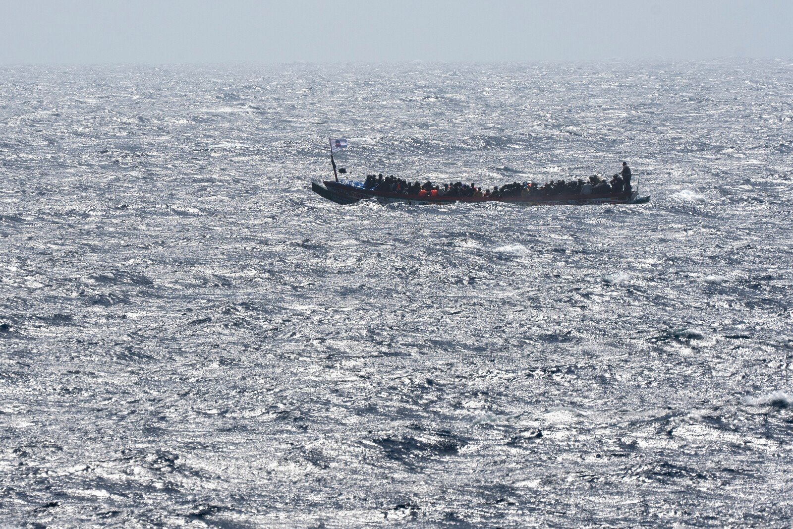 70 missing after migrant boat accident