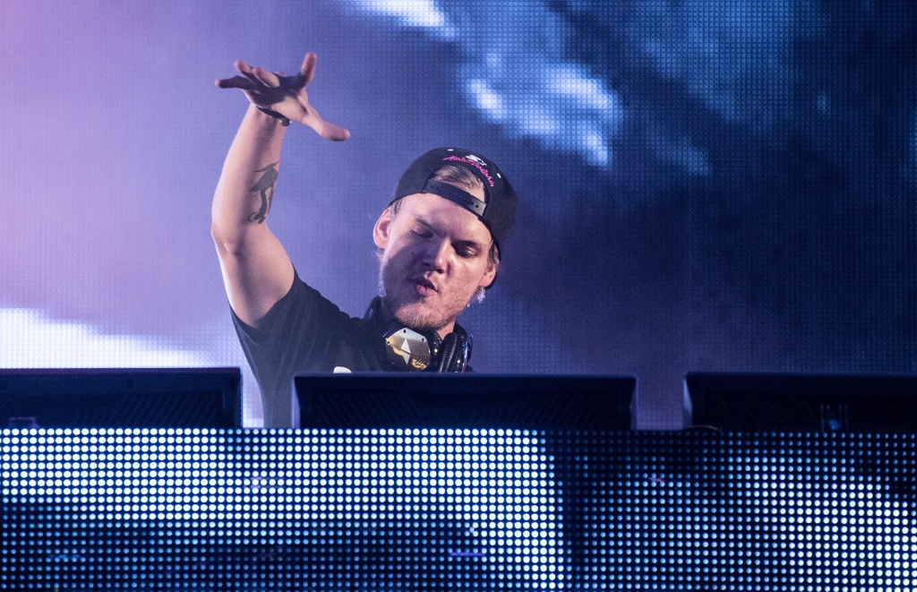 Avicii's belongings to be sold at auction