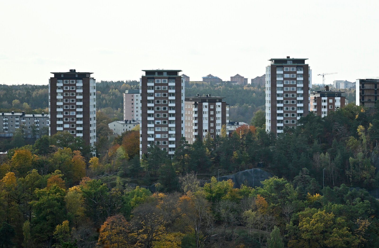 Slight increase in apartment building