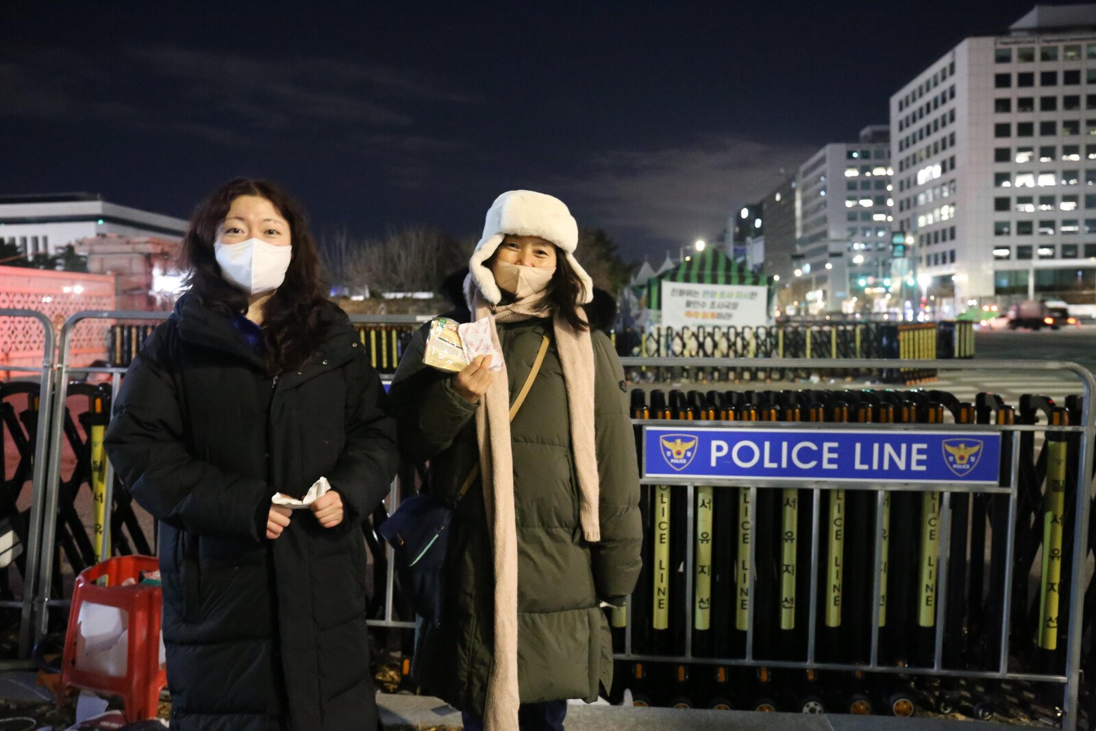 Demonstrators in Seoul: "Too angry to sleep"