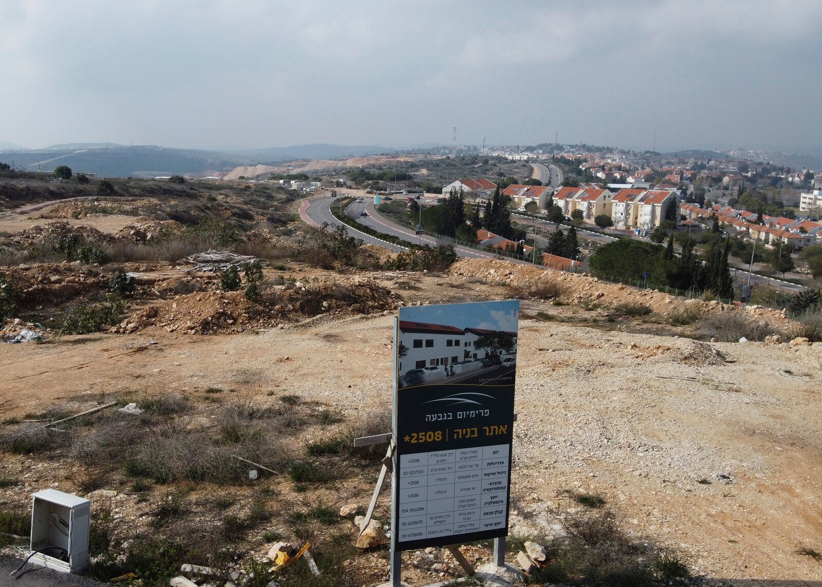 Man Opened Fire on Bus on the West Bank