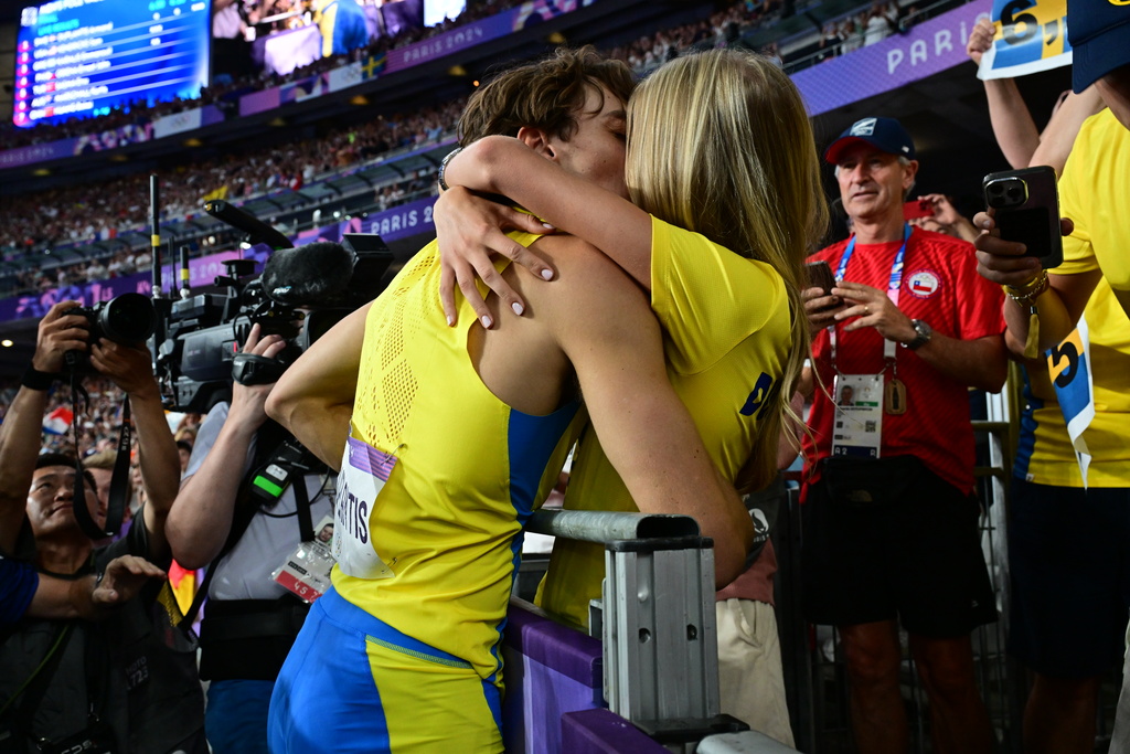 Olympic love sparks interest in "sports romance" genre