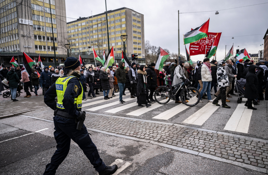 Protesters after reporter's Palestine investigation