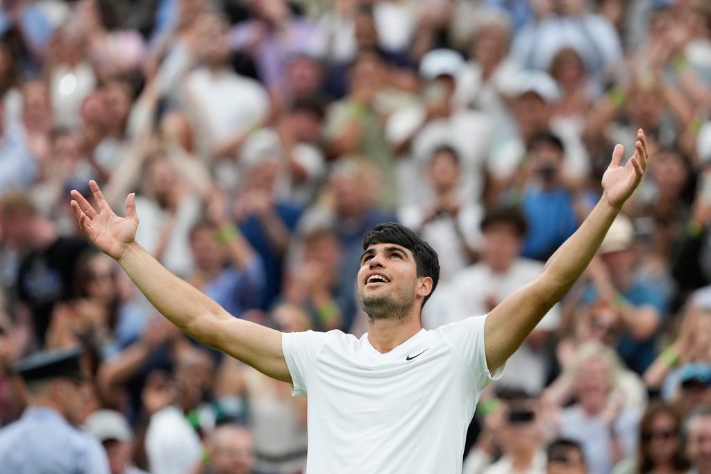 The Star Stopped His Friend - On to Wimbledon