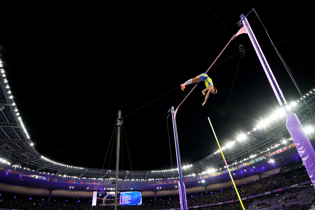 Duplantis hopes for high heights in Lausanne