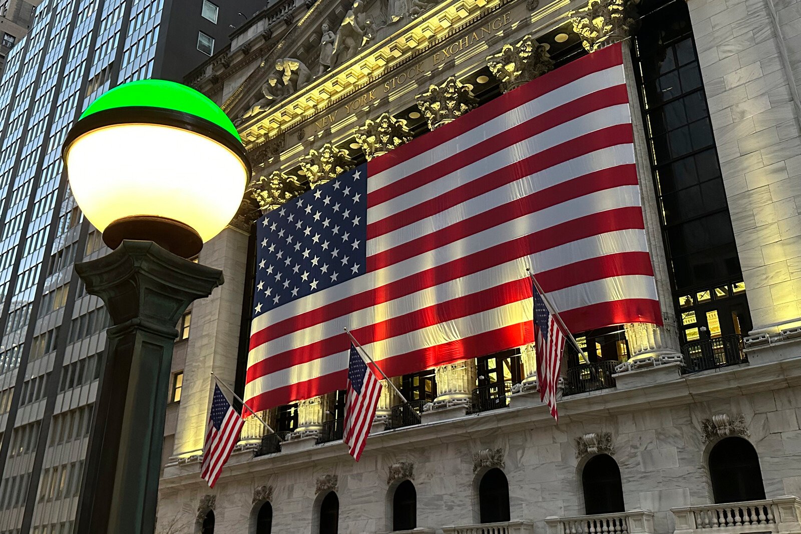 Cheerful on Wall Street after Trump win