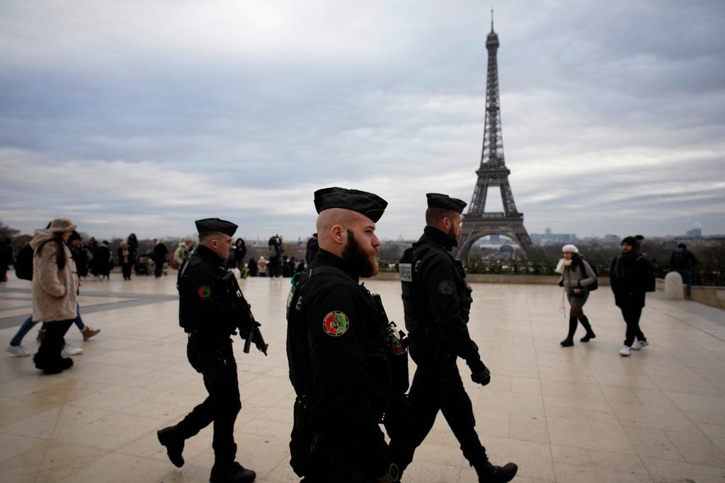 French Election: 30,000 Extra Police Officers Called In