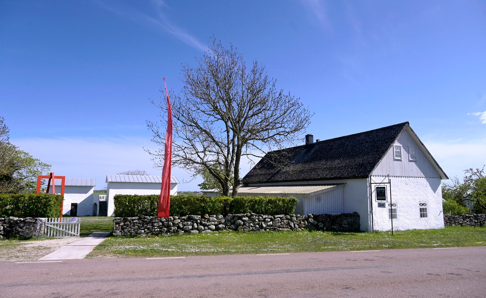 Art Hall on Gotland Pauses