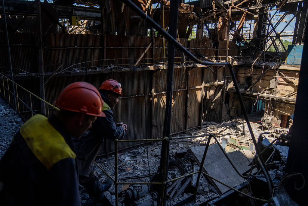 Heatwave worsens electricity crisis in Ukraine