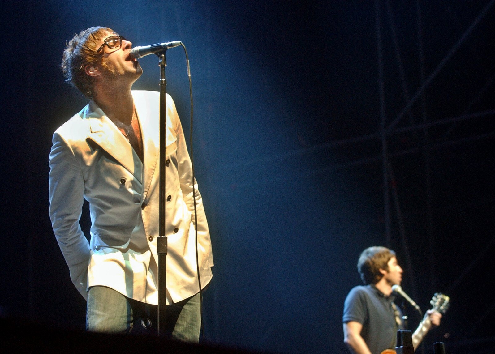 Oasis Expands World Tour